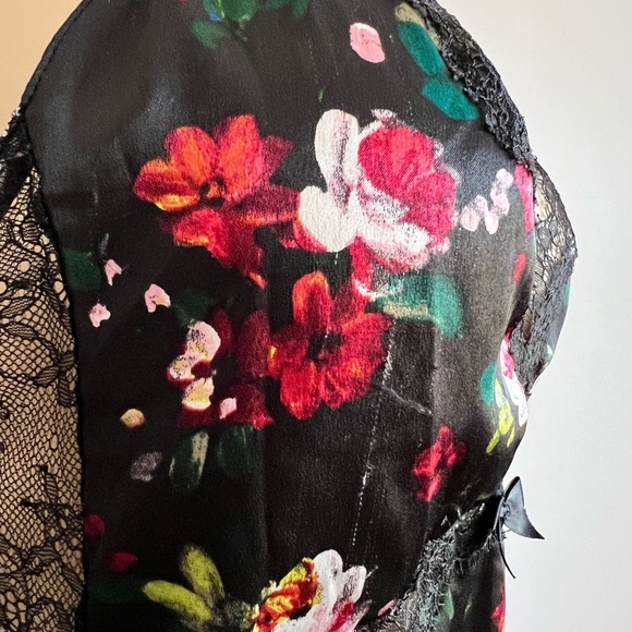 VS Slip - Picture 6 of 7